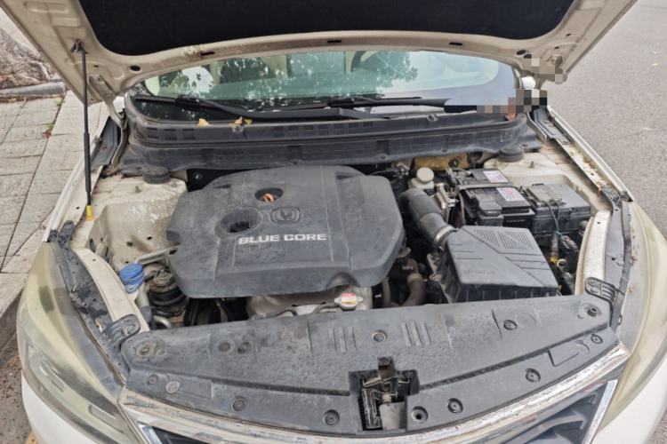 Used CHANGAN Alsvin V7 2015 1.6L Manual Fun Edition China V Standard Engine Bay