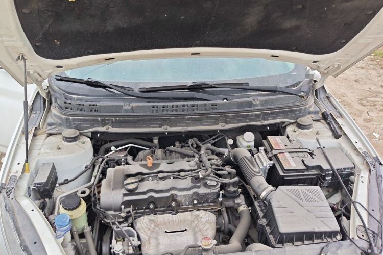 Used CHANGAN Alsvin V7 2015 1.6L Automatic Joyful Model China IV Standard Engine Bay