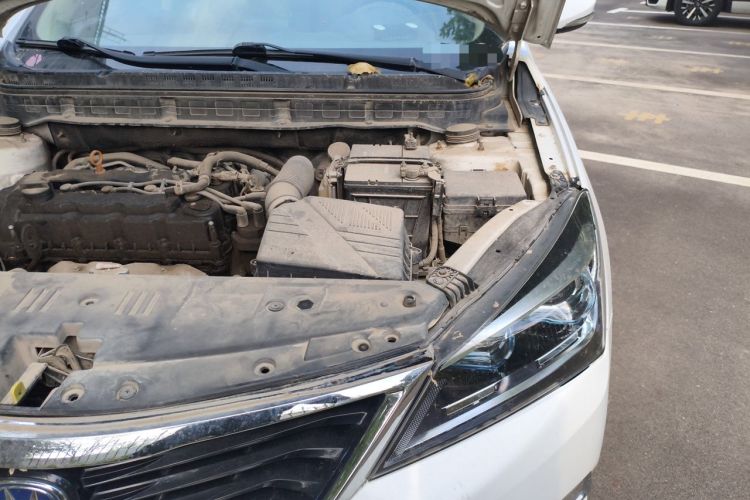Used CHANGAN Alsvin V7 2015 1.6L Manual Joyful Edition China IV Engine Bay Left