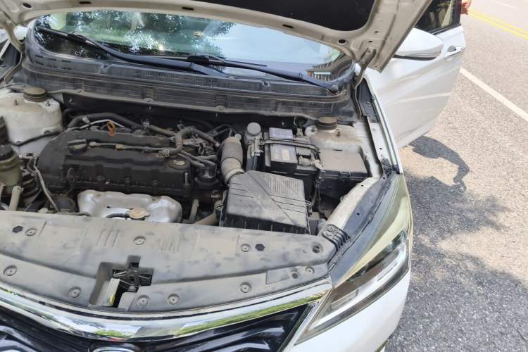 Used CHANGAN Alsvin V7 2015 1.6L Automatic Enjoyment Model China V Standard Engine Bay Left