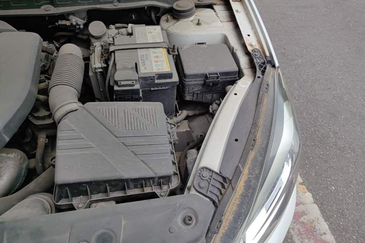 Used CHANGAN Alsvin V7 2015 1.6L Manual Fun Model China IV Standard Engine Bay Left