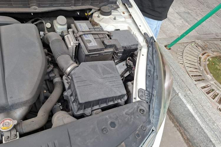 Used CHANGAN Alsvin V7 2015 1.6L Automatic Enjoyment Model China V Standard Engine Bay Left