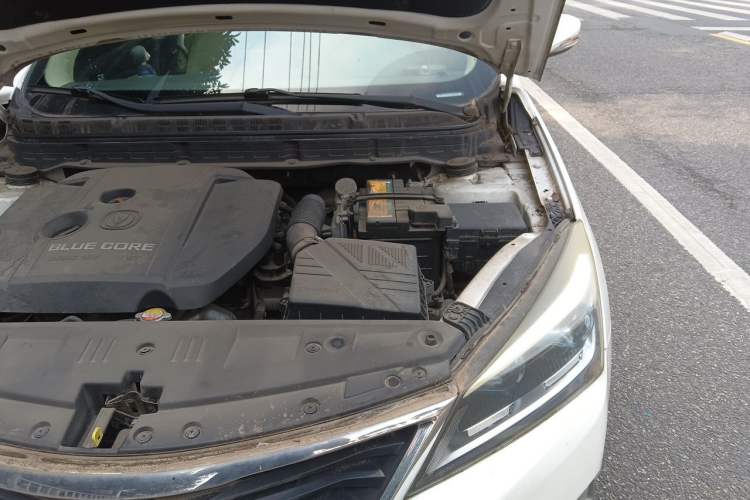 Used CHANGAN Alsvin V7 2015 1.6L Manual Enjoyment Model China IV Standard Engine Bay Left