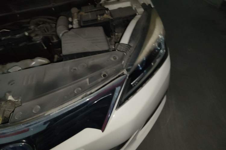 Used CHANGAN Alsvin V7 2015 1.6L Automatic Enjoyment Model China IV Standard Engine Bay Left