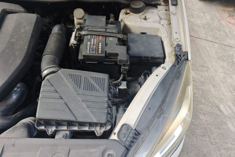 Used CHANGAN Alsvin V7 2015 1.6L Automatic Enjoyment Model China IV Standard Engine Bay Left