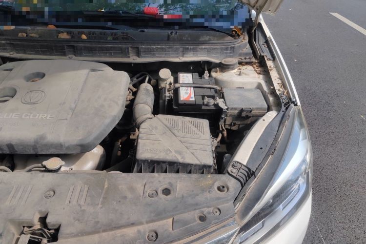 Used CHANGAN Alsvin V7 2015 1.6L Automatic Enjoyment Model China V Standard Engine Bay Left
