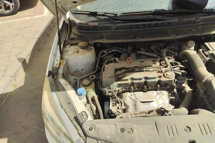 Used CHANGAN Alsvin V7 2015 1.6L Manual Enjoyment Model China IV Standard Engine Bay Right