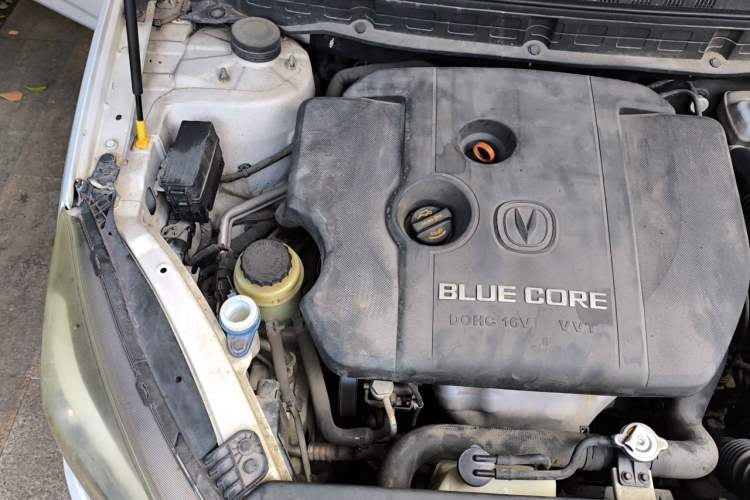 Used CHANGAN Alsvin V7 2015 1.6L Automatic Enjoyment Model China IV Standard Engine Bay Right