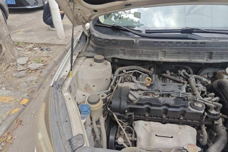 Used CHANGAN Alsvin V7 2015 1.6L Manual Enjoyment Model China IV Standard Engine Bay Right
