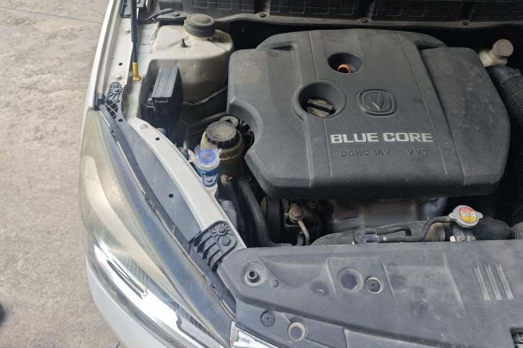 Used CHANGAN Alsvin V7 2015 1.6L Automatic Enjoyment Model China IV Standard Engine Bay Right
