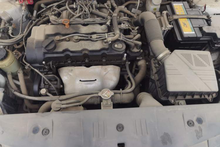 Used CHANGAN Alsvin V7 2015 1.6L Manual Enjoyment Model China IV Standard Engine Bay