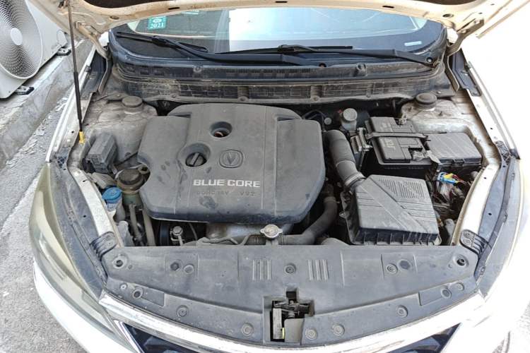 Used CHANGAN Alsvin V7 2015 1.6L Automatic Enjoyment Model China V Standard Engine Bay