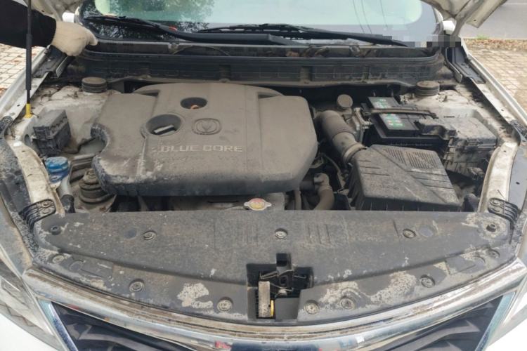 Used CHANGAN Alsvin V7 2015 1.6L Automatic Fun Model China IV Standard Engine Bay