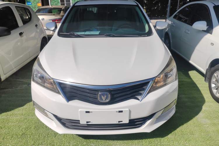 Used CHANGAN Alsvin V7 2015 1.6L Automatic Enjoyment Model China IV Standard Exterior 1