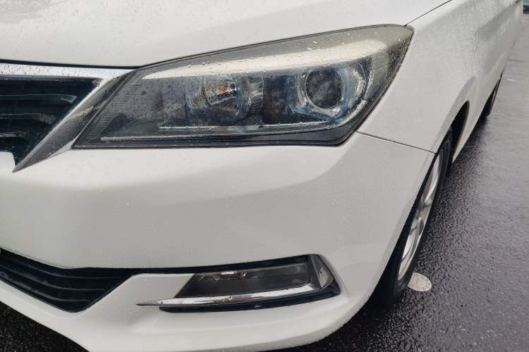 Used CHANGAN Alsvin V7 2015 1.6L Automatic Enjoyment Model China IV Standard Exterior 5