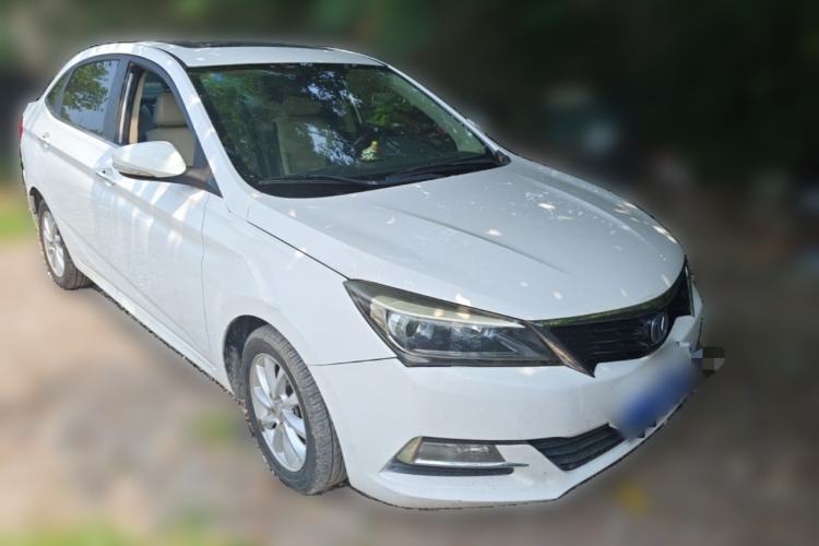 Used CHANGAN Alsvin V7 2015 1.6L Manual Enjoyment Model China IV Standard Front Right 45 Deg