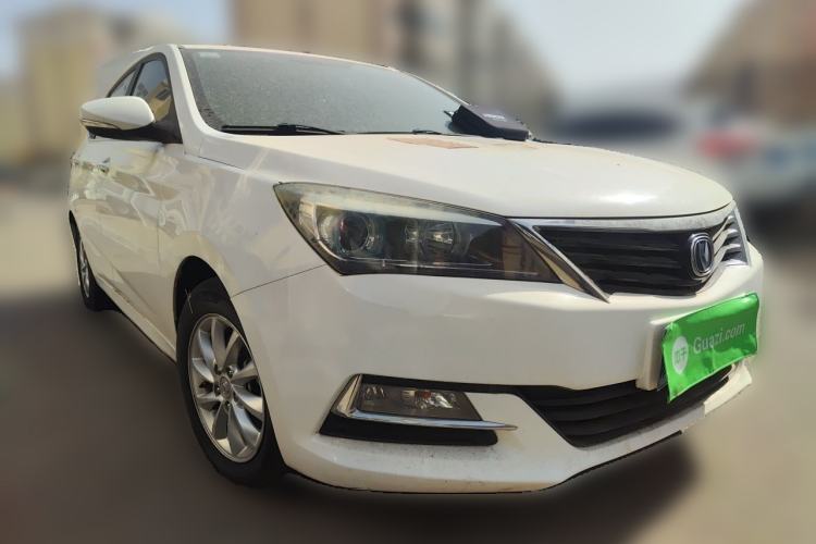 Used CHANGAN Alsvin V7 2015 1.6L Manual Enjoyment Model China IV Standard Front Right 45 Deg