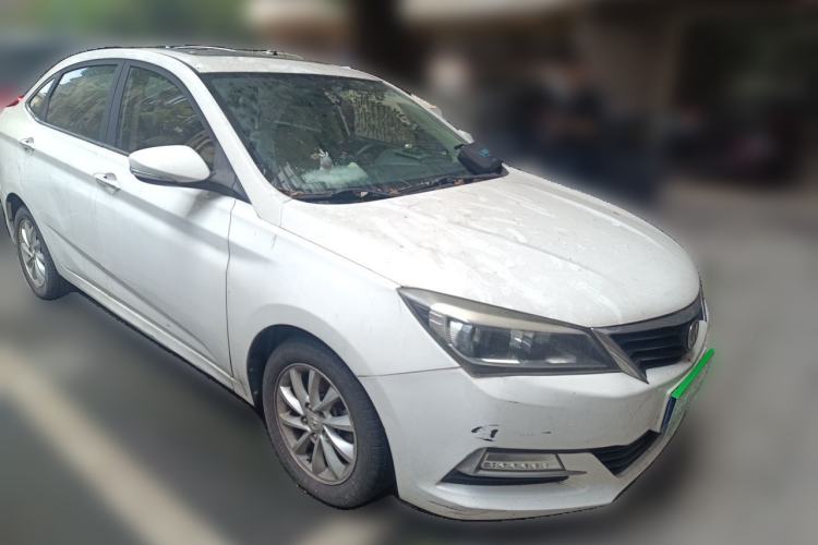 Used CHANGAN Alsvin V7 2015 1.6L Automatic Enjoyment Model China IV Standard Front Right 45 Deg