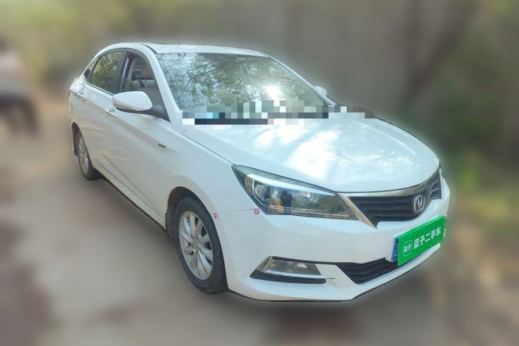 Used CHANGAN Alsvin V7 2015 1.6L Manual Enjoyment Model China IV Standard Front Right 45 Deg
