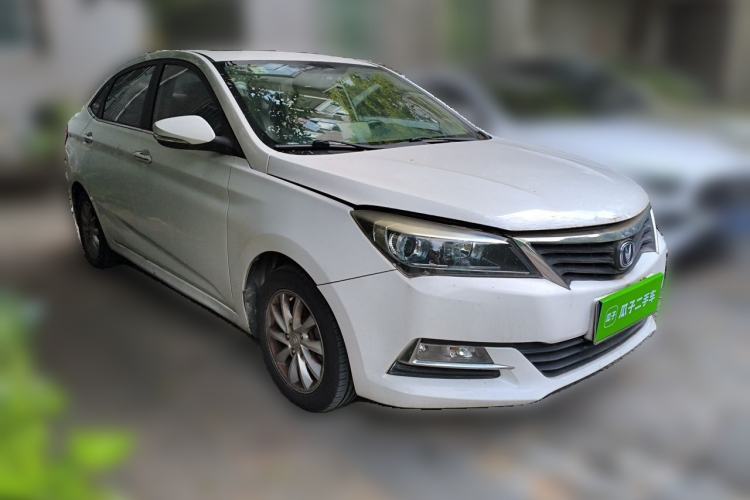 Used CHANGAN Alsvin V7 2015 1.6L Automatic Enjoyment Model China IV Standard Front Right 45 Deg