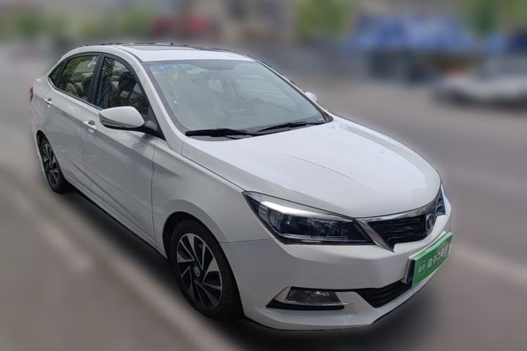 Used CHANGAN Alsvin V7 2015 1.6L Manual Fun Model China IV Standard Front Right 45 Deg