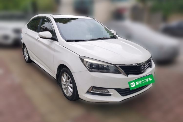 Used CHANGAN Alsvin V7 2015 1.6L Automatic Enjoyment Model China IV Standard Front Right 45 Deg