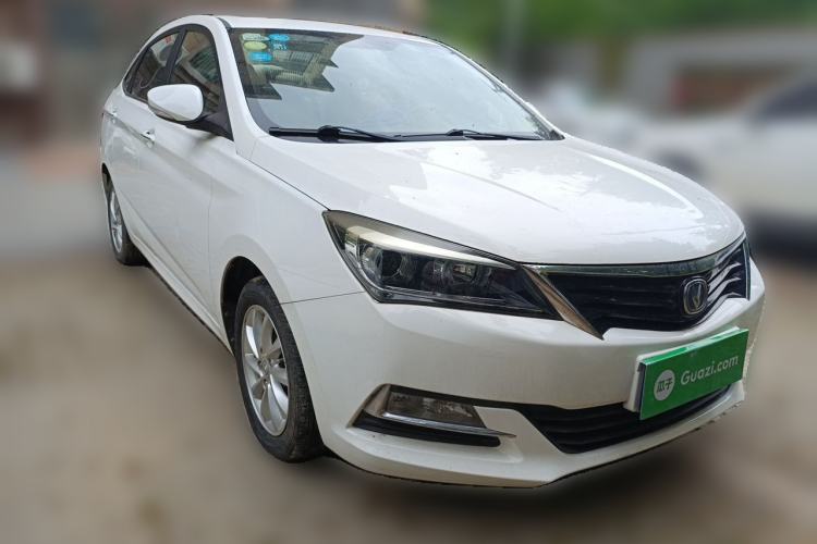 Used CHANGAN Alsvin V7 2015 1.6L Manual Enjoyment Model China IV Standard Front Right 45 Deg
