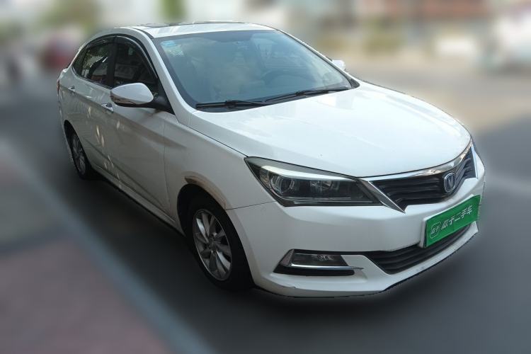 Used CHANGAN Alsvin V7 2015 1.6L Manual Enjoyment Model China IV Standard Front Right 45 Deg