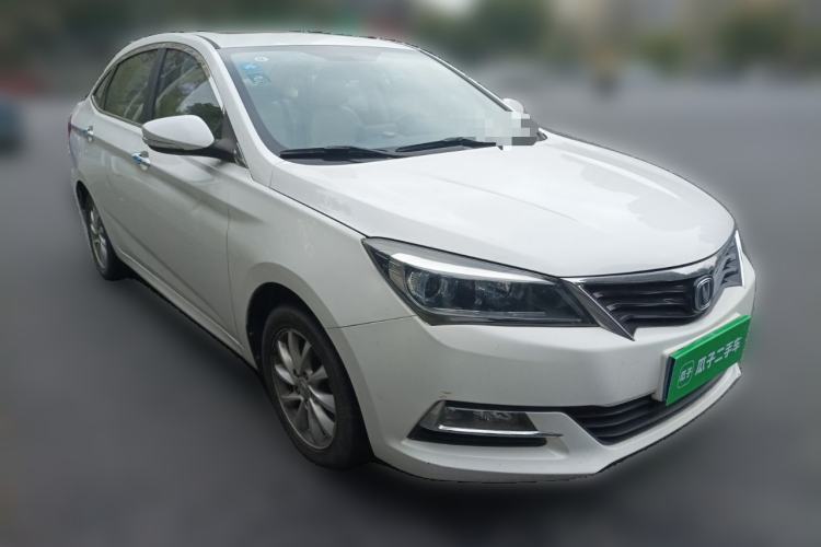 Used CHANGAN Alsvin V7 2015 1.6L Automatic Enjoyment Model China IV Standard Front Right 45 Deg