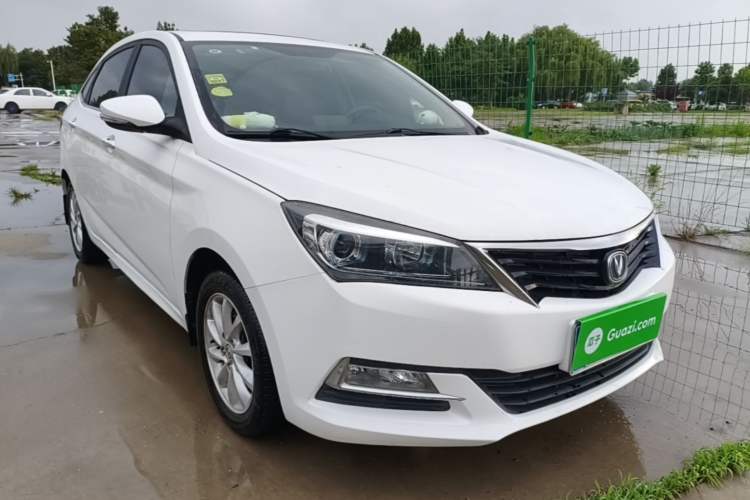 Used CHANGAN Alsvin V7 2015 1.6L Manual Enjoyment Model China V Standard Front Right 45 Deg