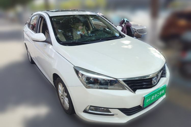 Used CHANGAN Alsvin V7 2015 1.6L Manual Enjoyment Model China IV Standard Front Right 45 Deg