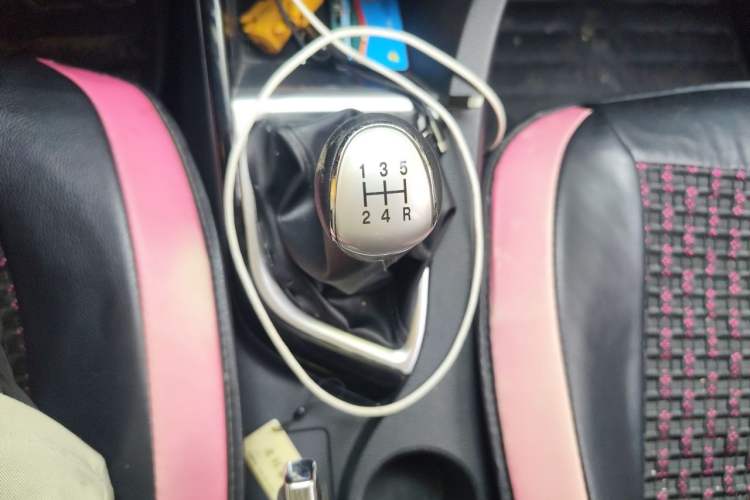 Used CHANGAN Alsvin V7 2015 1.6L Manual Enjoyment Model China IV Standard Gear Lever
