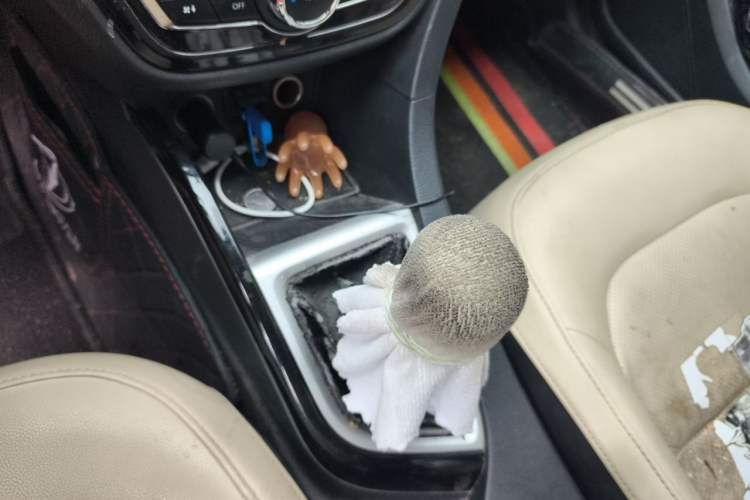 Used CHANGAN Alsvin V7 2015 1.6L Manual Enjoyment Model China V Standard Gear Lever