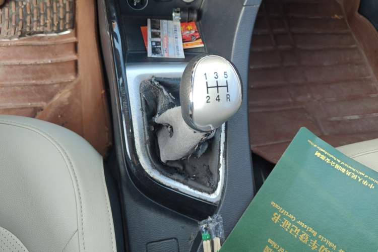 Used CHANGAN Alsvin V7 2015 1.6L Manual Enjoyment Model China V Standard Gear Lever