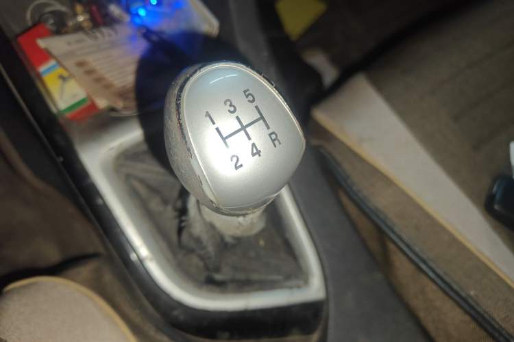 Used CHANGAN Alsvin V7 2015 1.6L Manual Enjoyment Model China IV Standard Gear Lever