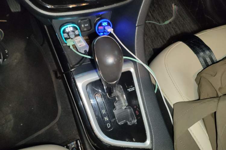 Used CHANGAN Alsvin V7 2015 1.6L Automatic Enjoyment Model China IV Standard Gear Lever
