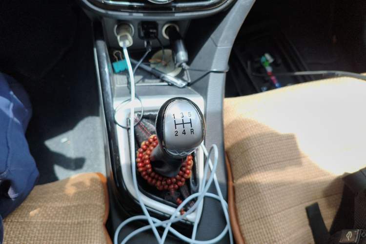 Used CHANGAN Alsvin V7 2015 1.6L Manual Enjoyment Model China IV Standard Gear Lever