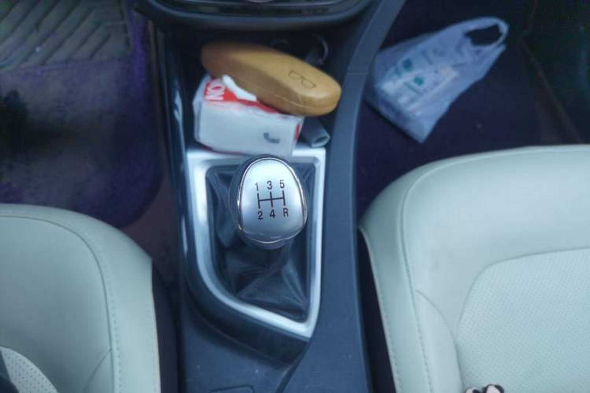 Used CHANGAN Alsvin V7 2015 1.6L Manual Enjoyment Model China IV Standard Gear Lever