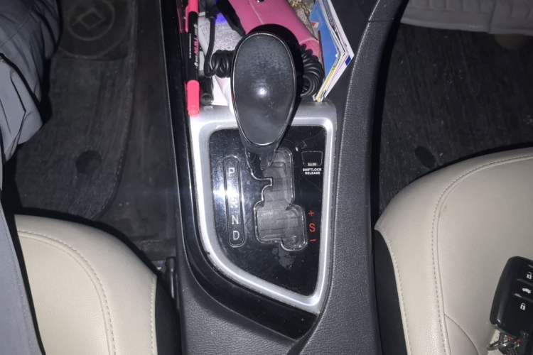 Used CHANGAN Alsvin V7 2015 1.6L Automatic Enjoyment Model China V Standard Gear Lever