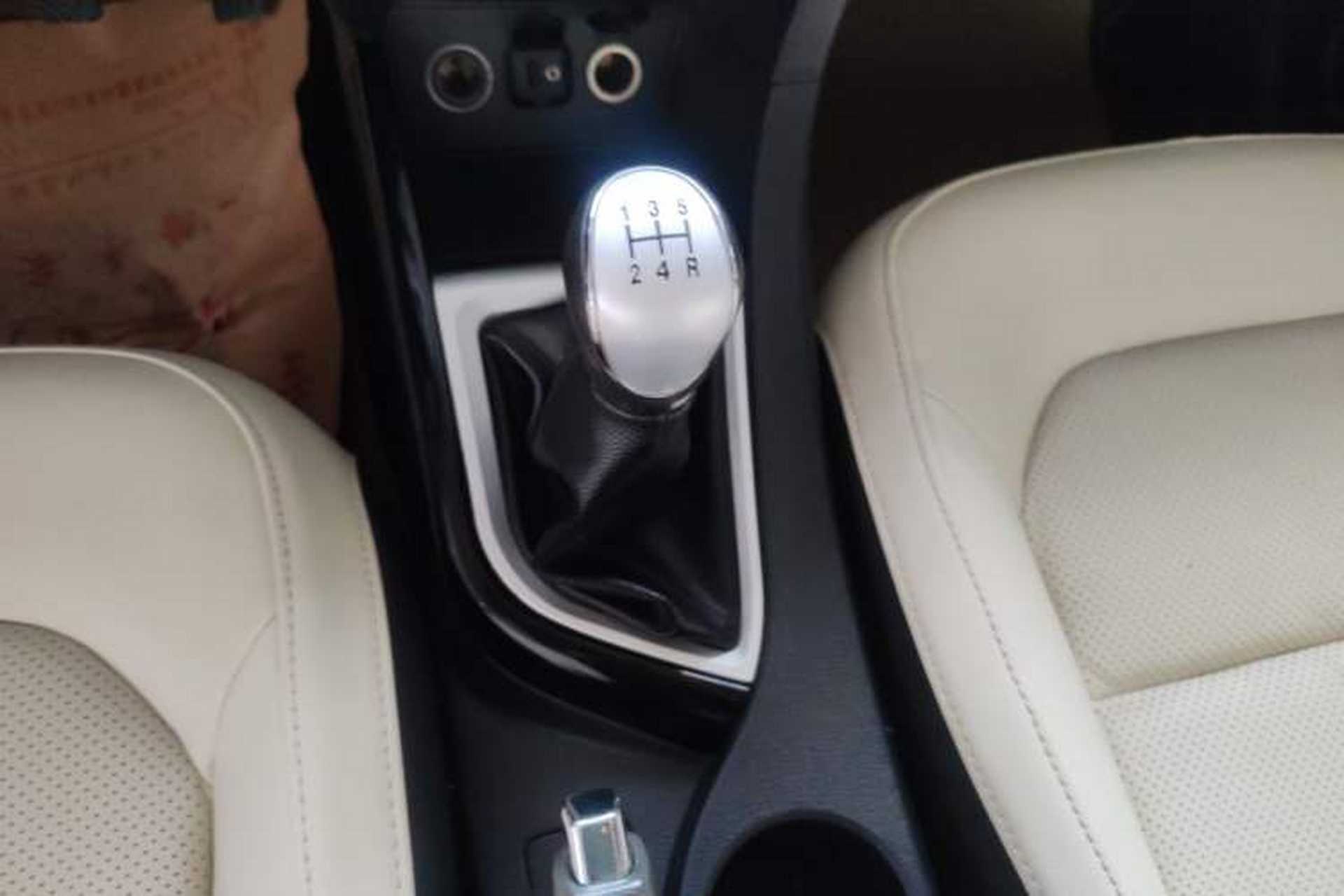 Used CHANGAN Alsvin V7 2015 1.6L Manual Enjoyment Model China IV Standard Gear Lever