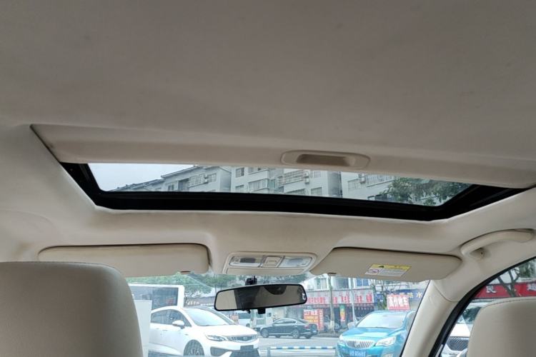 Used CHANGAN Alsvin V7 2015 1.6L Automatic Enjoyment Model China V Standard Headliner