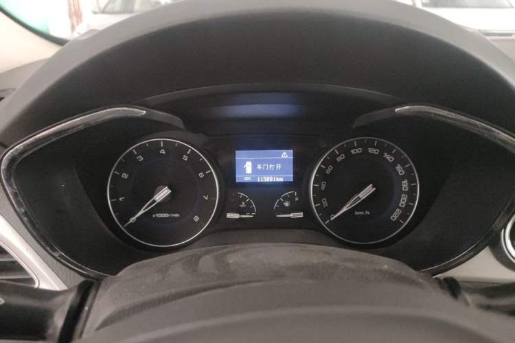 Used CHANGAN Alsvin V7 2015 1.6L Automatic Joyful Model China IV Standard Instrument Cluster