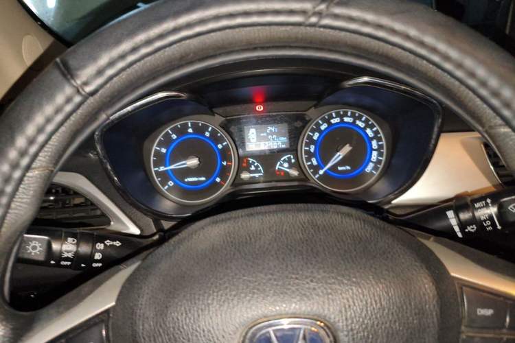 Used CHANGAN Alsvin V7 2015 1.6L Manual Enjoyment Model China IV Standard Instrument Cluster