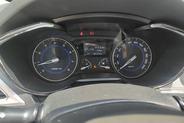 Used CHANGAN Alsvin V7 2015 1.6L Automatic Enjoyment Model China IV Standard Instrument Cluster