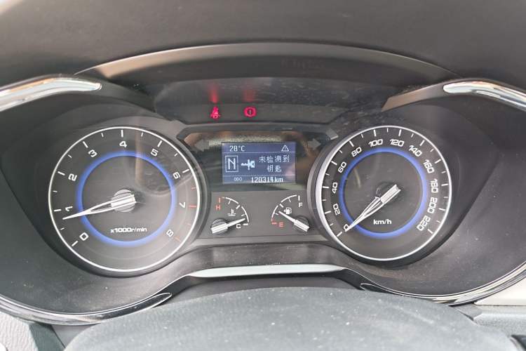 Used CHANGAN Alsvin V7 2015 1.6L Automatic Joyful Model China IV Standard Instrument Cluster