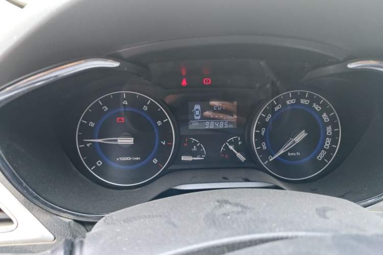 Used CHANGAN Alsvin V7 2015 1.6L Manual Joyful Edition China IV Instrument Cluster