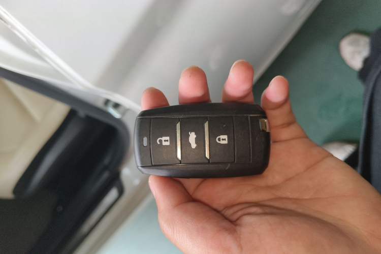 Used CHANGAN Alsvin V7 2015 1.6L Automatic Enjoyment Model China V Standard Interior 1