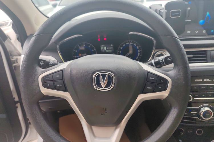 Used CHANGAN Alsvin V7 2015 1.6L Automatic Enjoyment Model China IV Standard Interior 6
