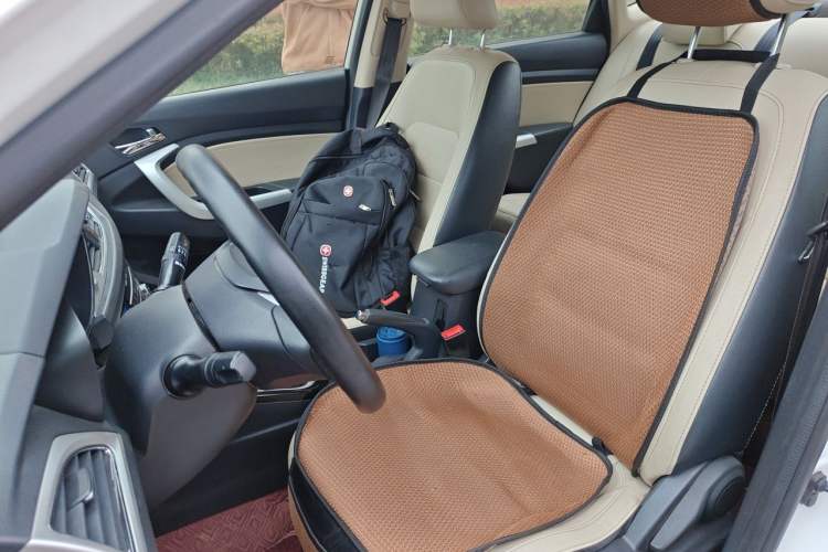 Used CHANGAN Alsvin V7 2015 1.6L Automatic Enjoyment Model China IV Standard Left Front Seat