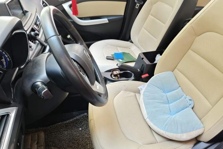 Used CHANGAN Alsvin V7 2015 1.6L Automatic Fun Model China V Standard Left Front Seat